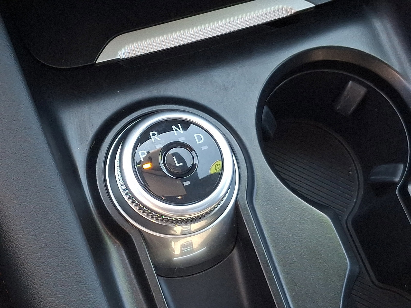 Certified 2025 Ford Explorer ST-Line w/ Premium Package image 16