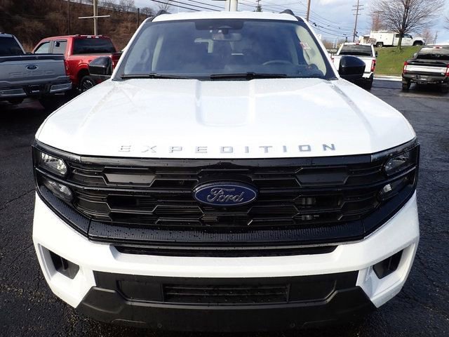 Certified 2025 Ford Expedition Active image 12