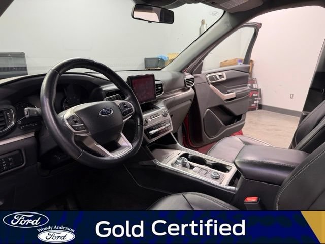 Certified 2023 Ford Explorer XLT w/ Equipment Group 202A AWD/4WD image 9