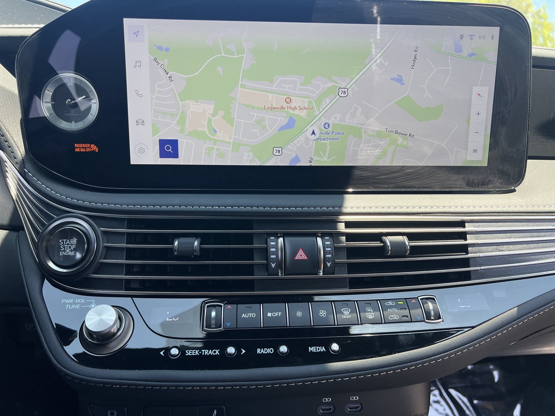 Used 2024 Lexus LS 500 RWD image 4