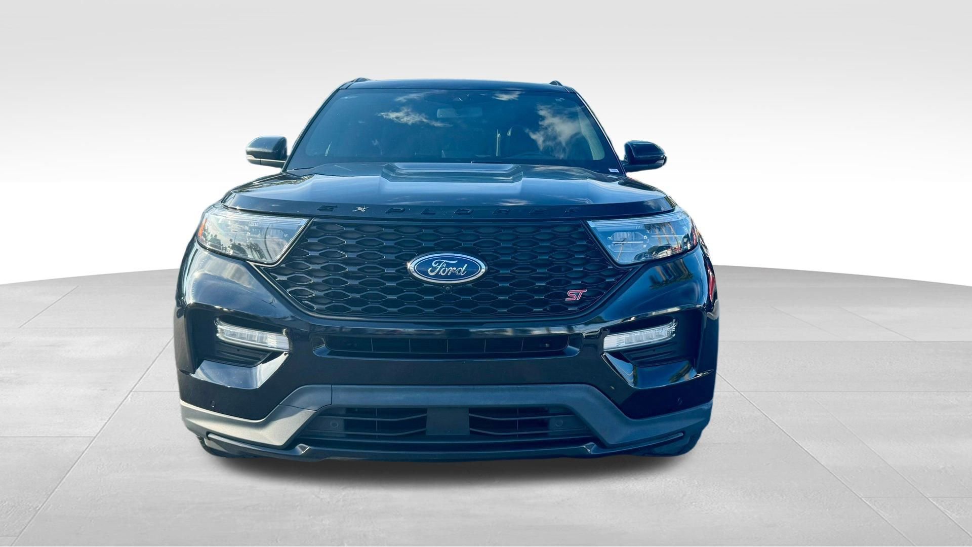 Certified 2023 Ford Explorer ST w/ Technology Package image 20