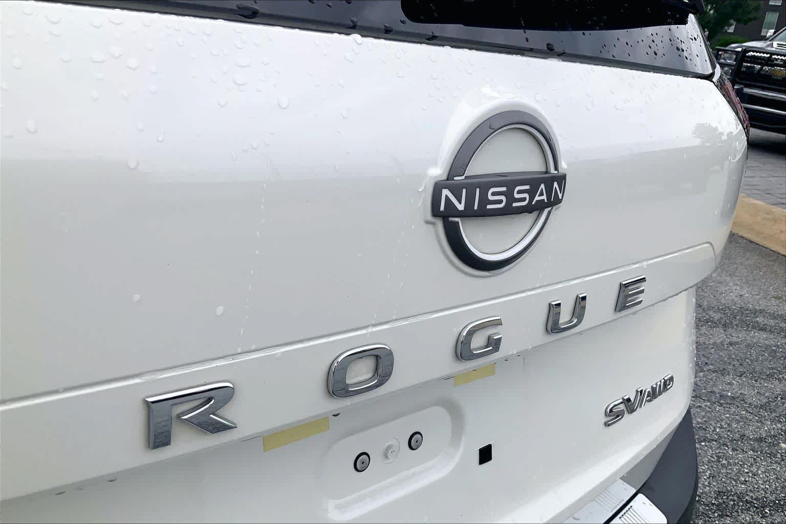 Used 2023 Nissan Rogue SV AWD/4WD image 28
