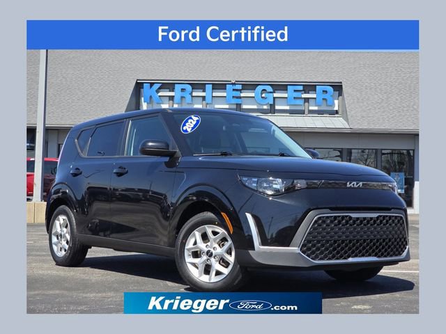 Used 2024 Kia Soul LX w/ Option Group 015 FWD image 7