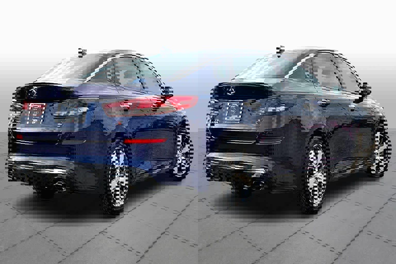 Used 2019 Kia Optima S image 3