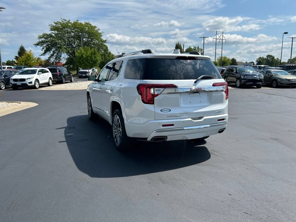 Used 2023 GMC Acadia Denali w/ Denali Technology Package AWD/4WD image 9