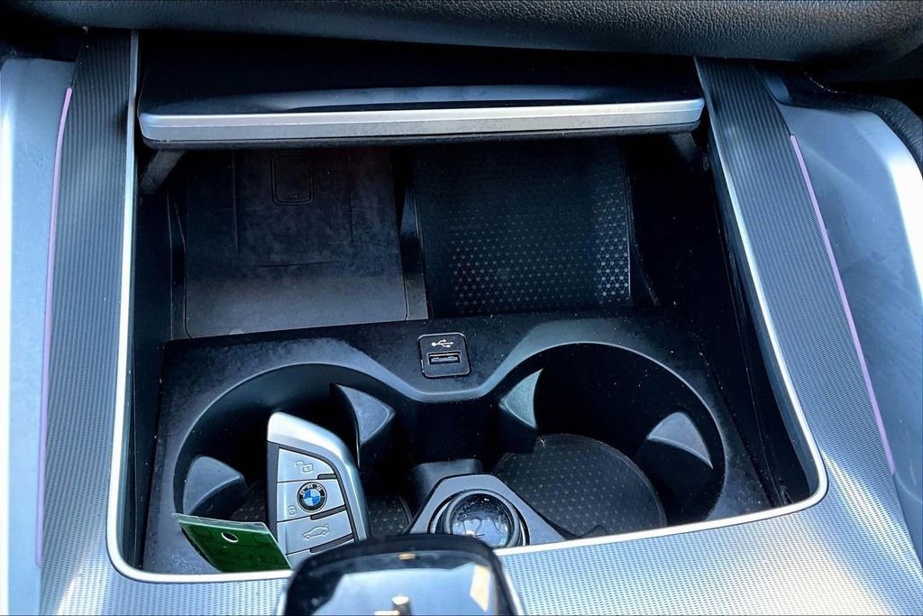 Used 2022 BMW X6 xDrive40i w/ M Sport Package AWD/4WD image 27