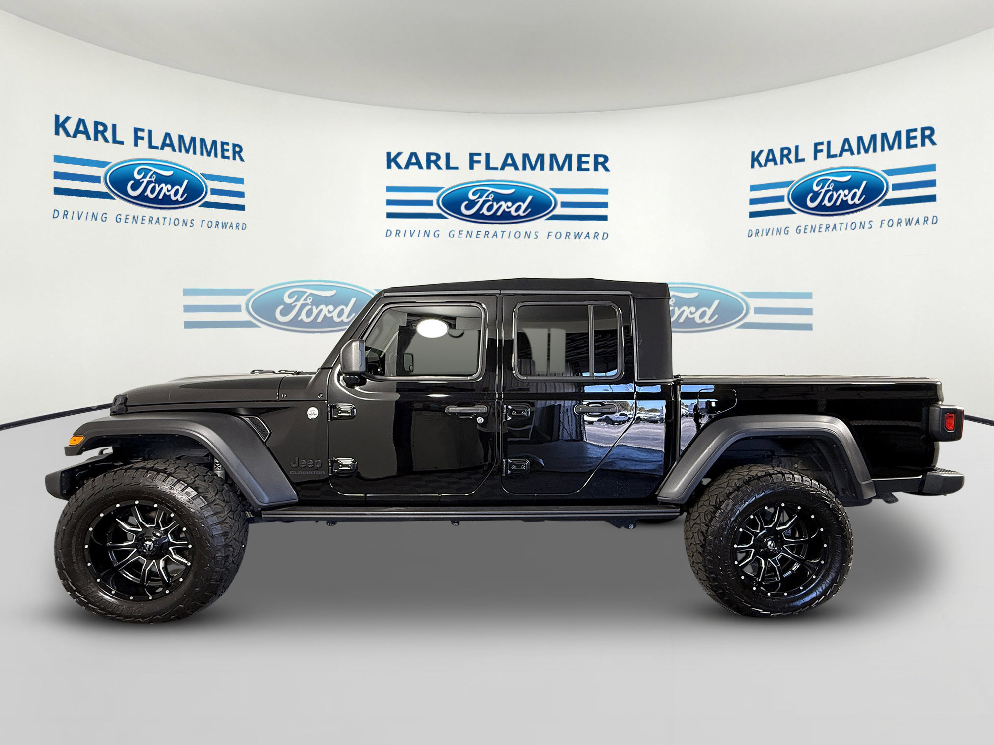 Used 2020 Jeep Gladiator Sport w/ Quick Order Package 24S image 5