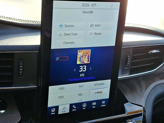 Certified 2021 Ford Explorer Platinum w/ Equipment Group 601A image 18