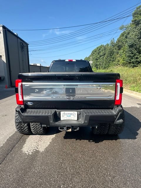 Certified 2025 Ford F450 Platinum w/ Platinum Plus Package AWD/4WD image 4