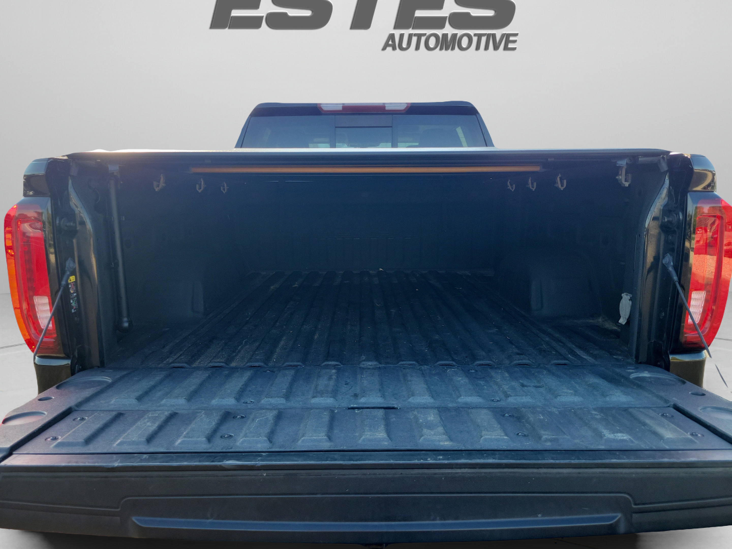 Used 2022 GMC Sierra 1500 Denali AWD/4WD image 10