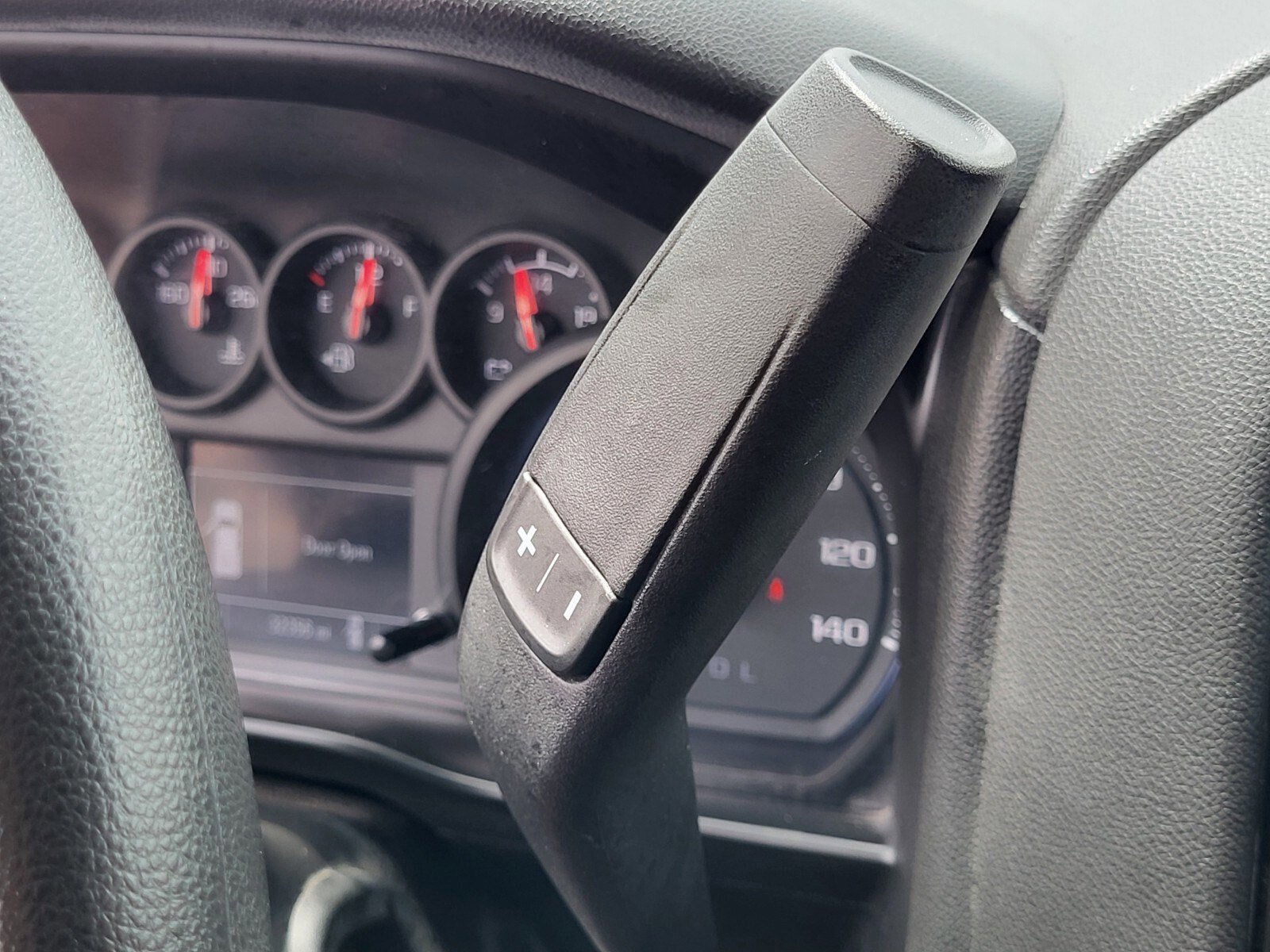 Used 2020 Chevrolet Silverado 1500 Custom w/ Infotainment Package image 24