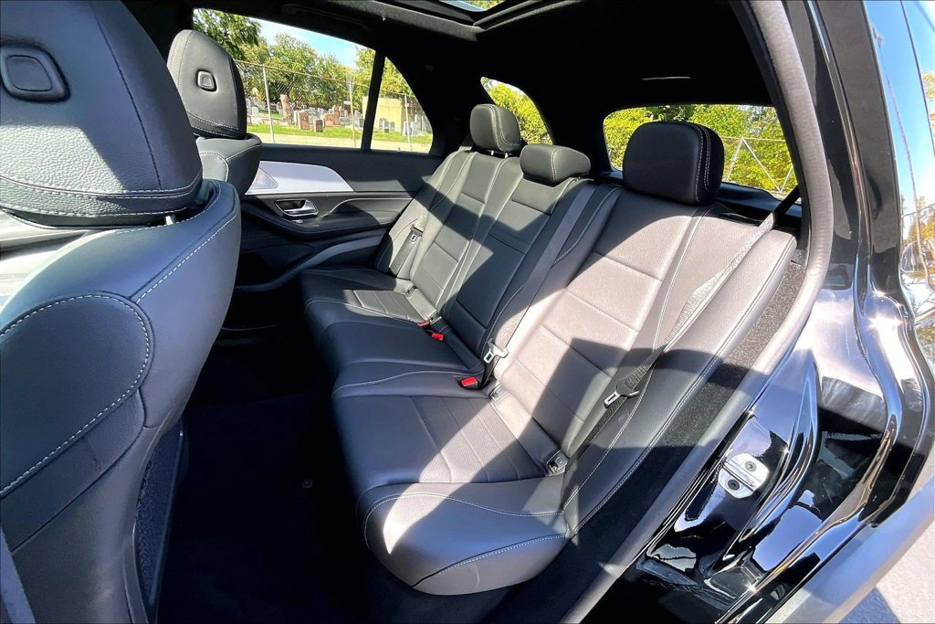 Used 2026 Mercedes-Benz GLE 350 4MATIC w/ Driver Assistance Package image 25