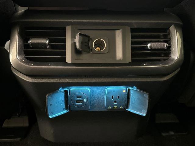 Certified 2022 Ford F150 XLT w/ Equipment Group 302A High image 33