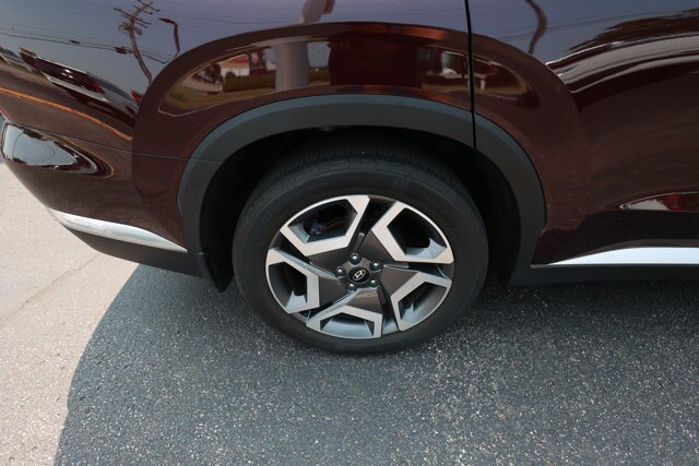 Used 2023 Hyundai Palisade Limited AWD/4WD image 3