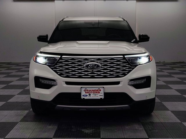 Certified 2020 Ford Explorer Platinum w/ Premium Technology Package AWD/4WD image 5