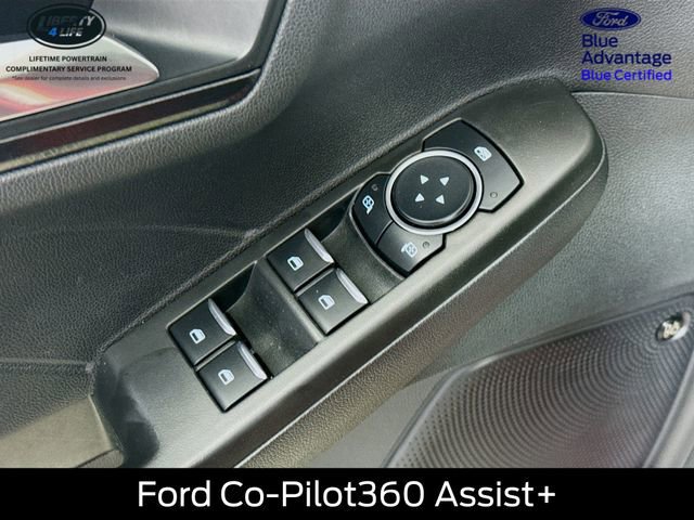 Certified 2022 Ford Escape SEL w/ SEL Stealth AWD Package image 18