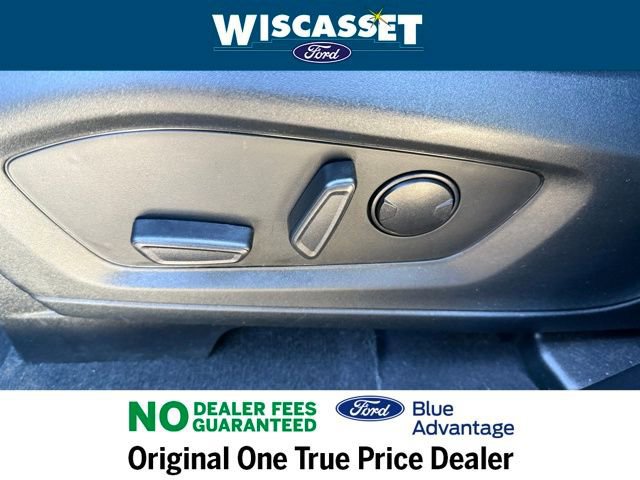 Certified 2022 Ford Explorer XLT w/ Equipment Group 202A image 27