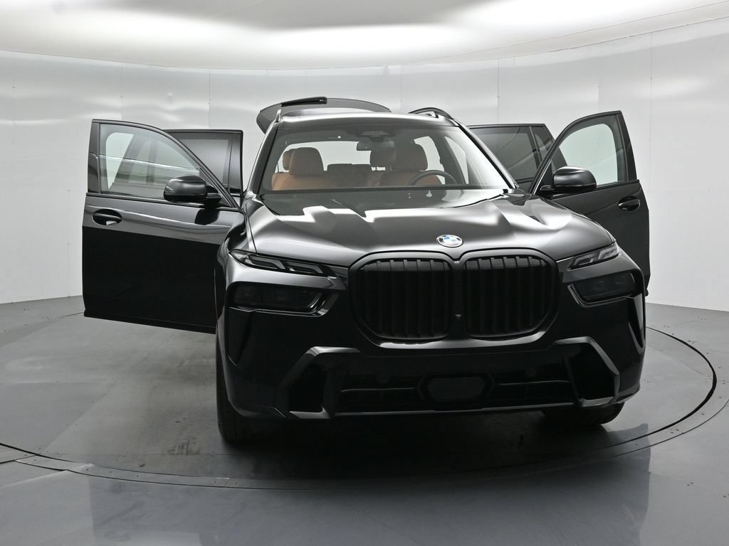 Used 2026 BMW X7 xDrive40i w/ Executive Package AWD/4WD image 36