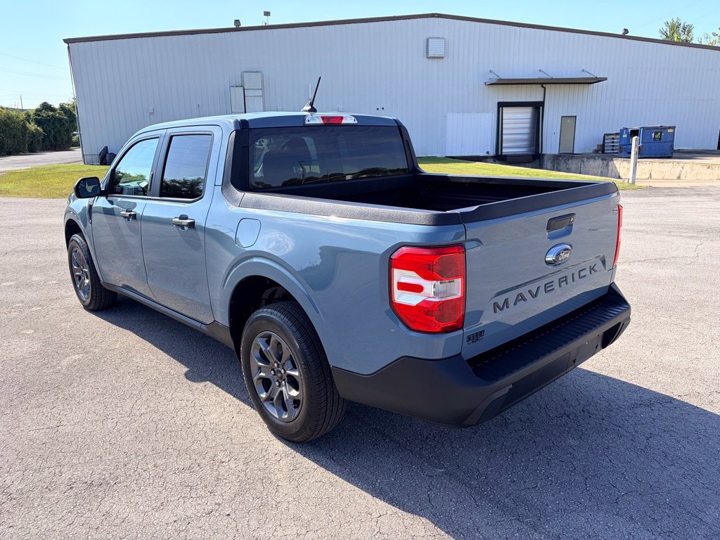 Certified 2022 Ford Maverick XLT FWD image 4