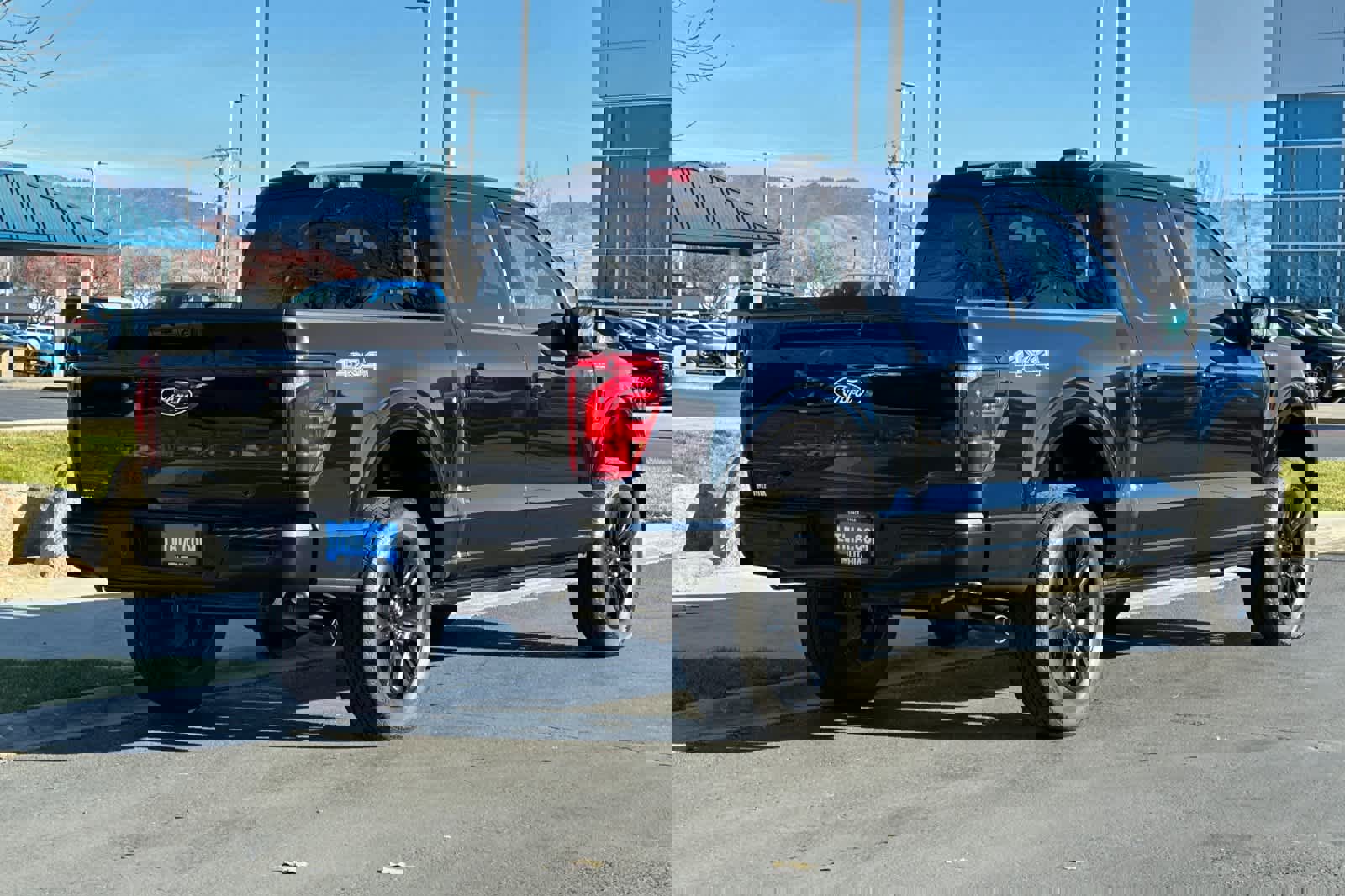 Certified 2024 Ford F150 Platinum w/ Equipment Group 702A High image 5