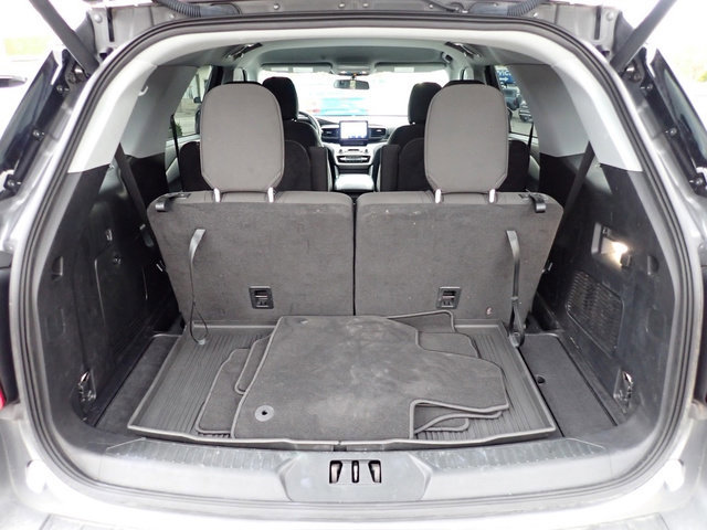 Certified 2022 Ford Explorer XLT image 9