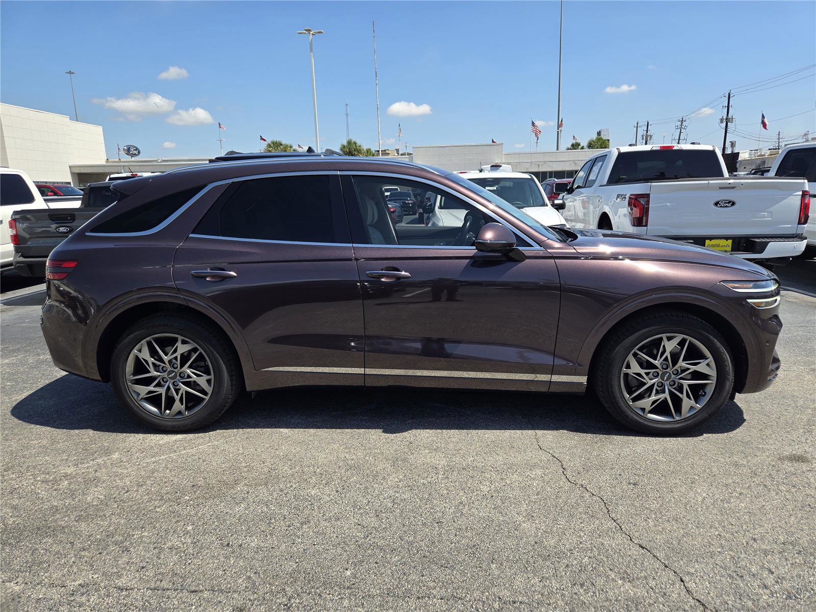 Used 2022 Genesis GV70 2.5T w/ Advanced Package AWD/4WD image 4