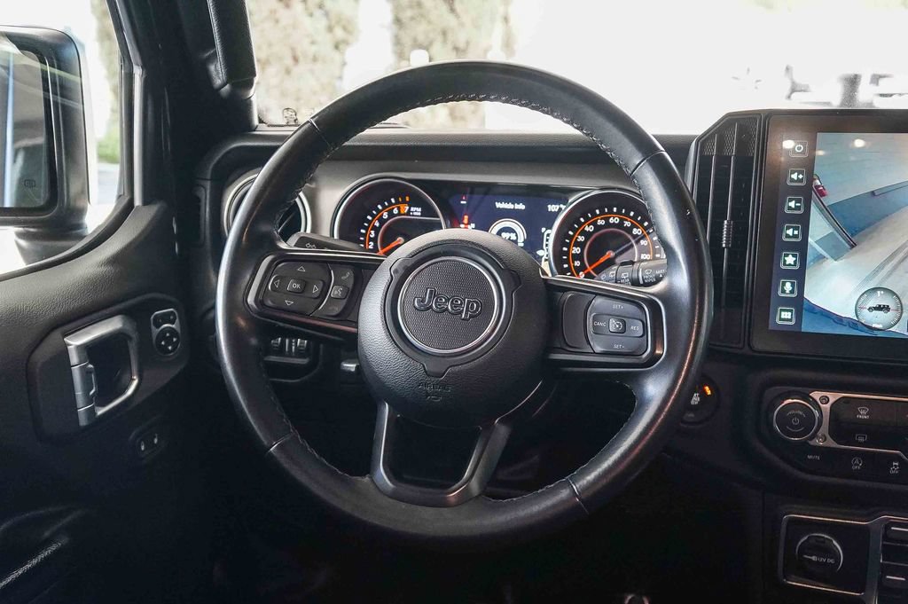 Used 2022 Jeep Wrangler Unlimited Sport AWD/4WD image 15