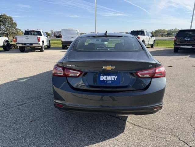 Used 2020 Chevrolet Malibu LT w/ Leather Package FWD image 8