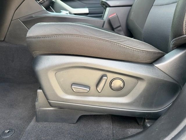 Certified 2023 Ford Explorer XLT RWD image 10