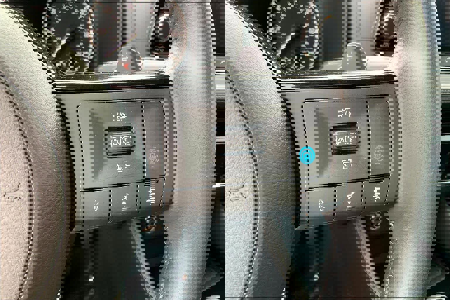 Used 2023 Nissan Rogue SL image 24