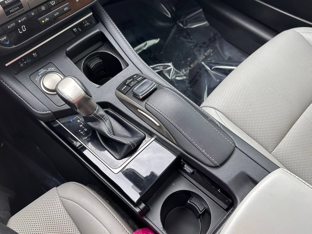 Used 2018 Lexus ES 350 w/ Navigation System Package FWD image 26