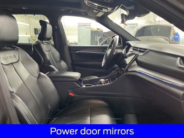 Used 2023 Jeep Grand Cherokee L Overland w/ Luxury Tech Group IV AWD/4WD image 25