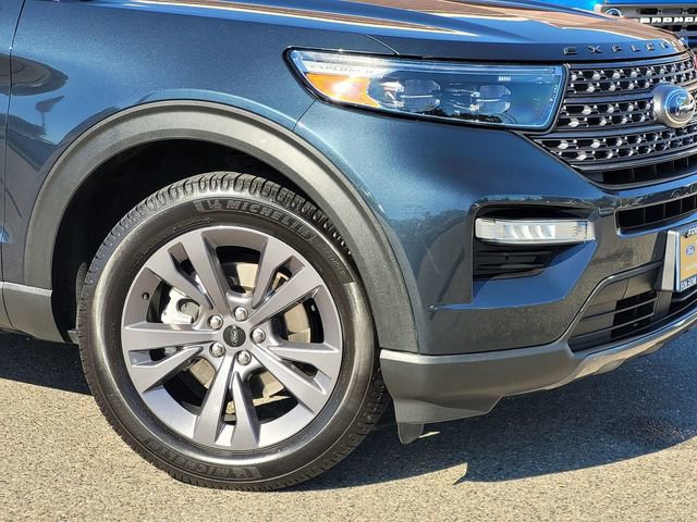 Certified 2022 Ford Explorer XLT w/ Equipment Group 202A image 6