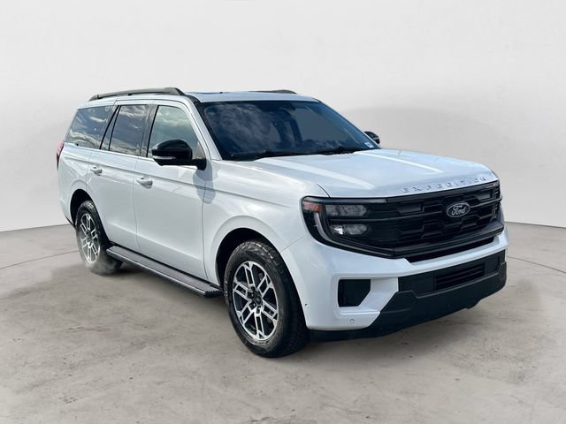 Certified 2025 Ford Expedition Active AWD/4WD image 7
