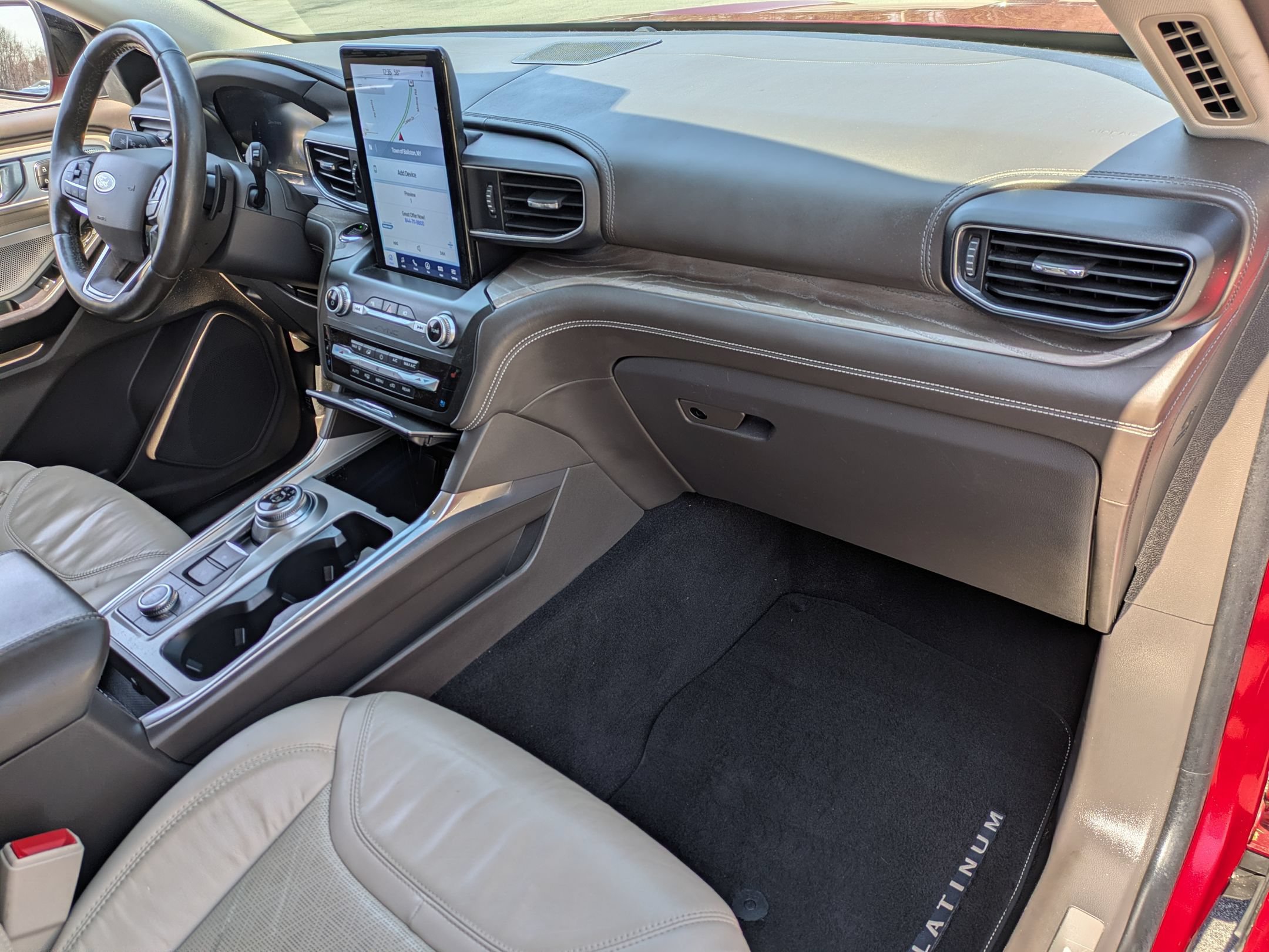 Certified 2020 Ford Explorer Platinum w/ Premium Technology Package AWD/4WD image 25