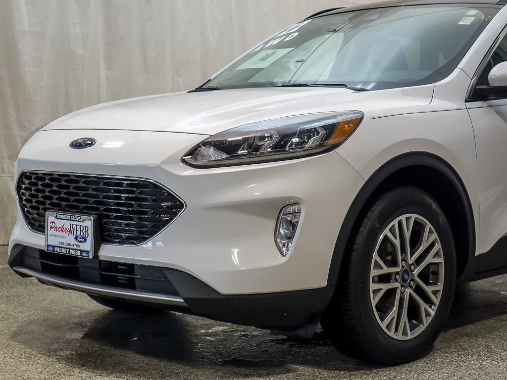 Certified 2022 Ford Escape SEL AWD/4WD image 3