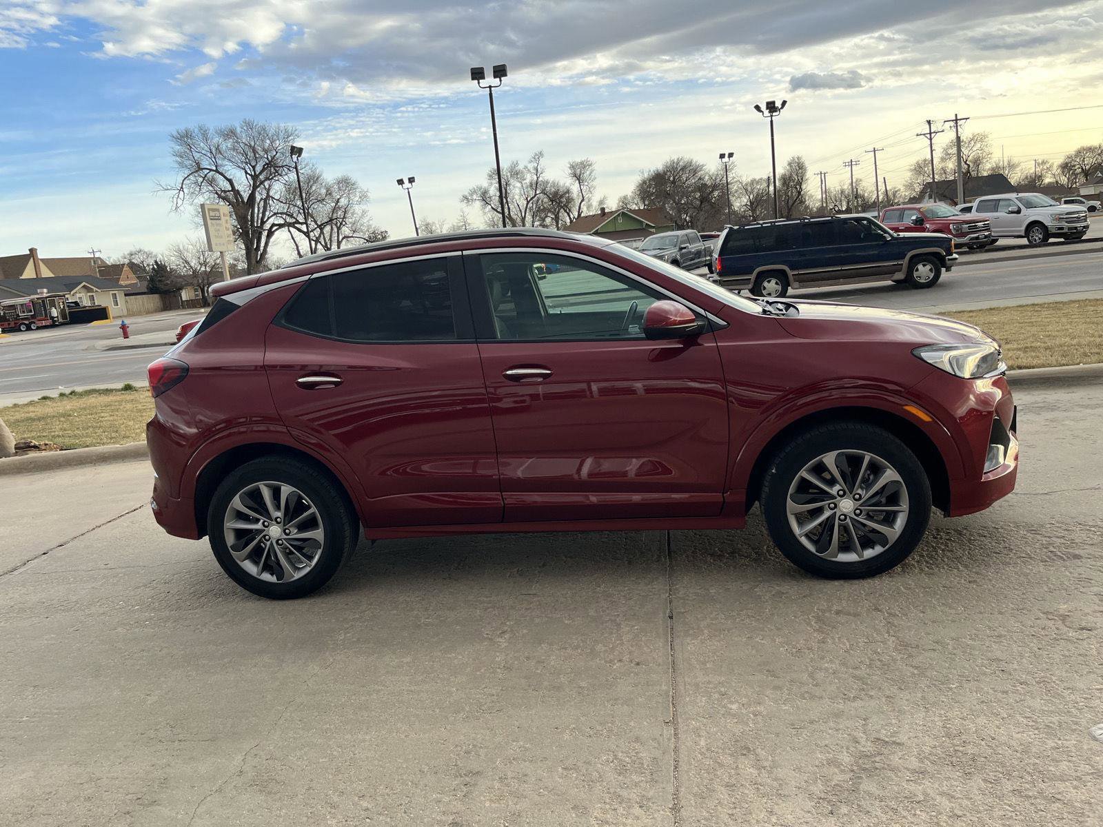 Used 2022 Buick Encore GX Select w/ Sport Touring Package image 6