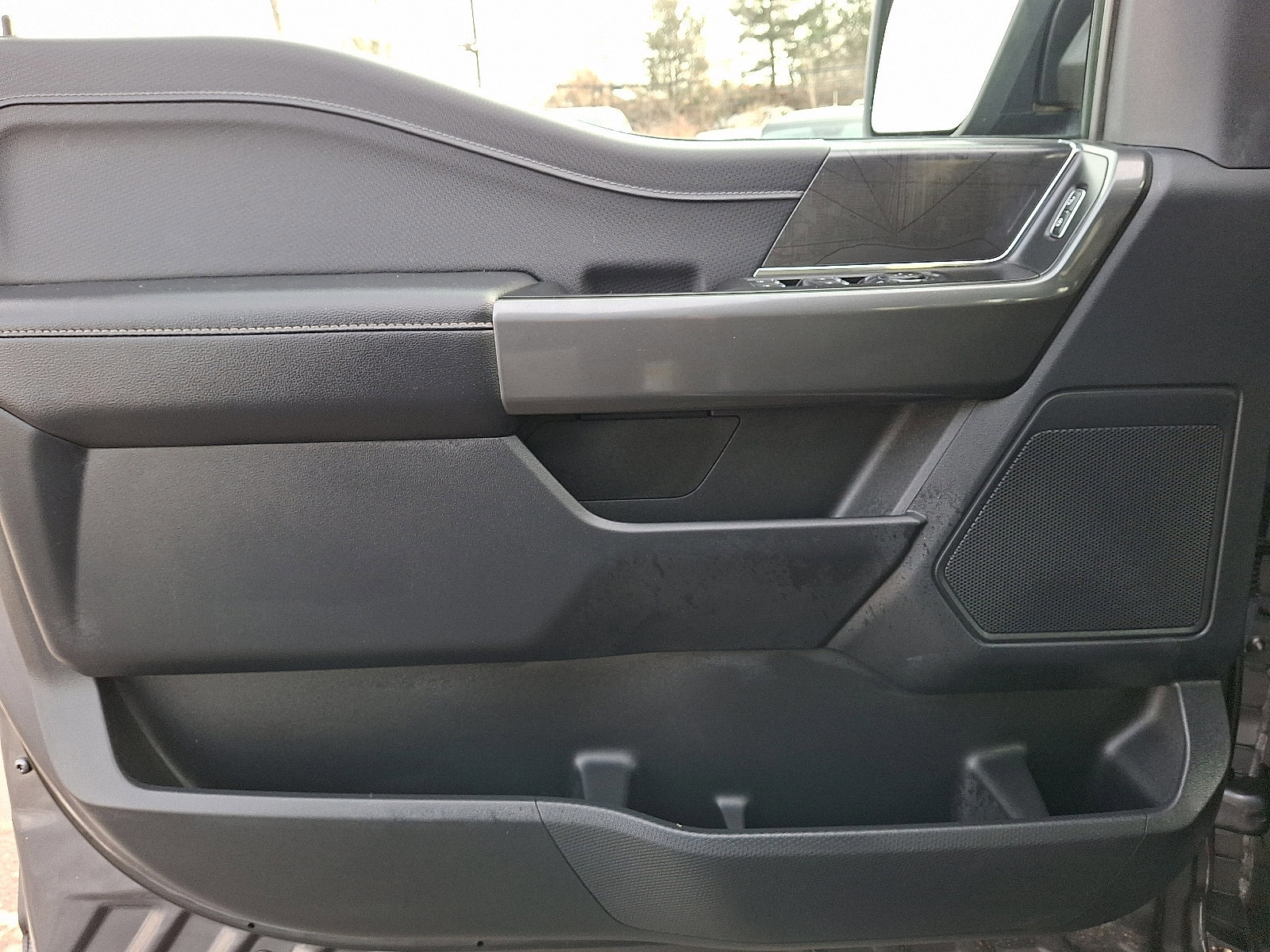 Certified 2022 Ford F150 XLT w/ Equipment Group 302A High image 12