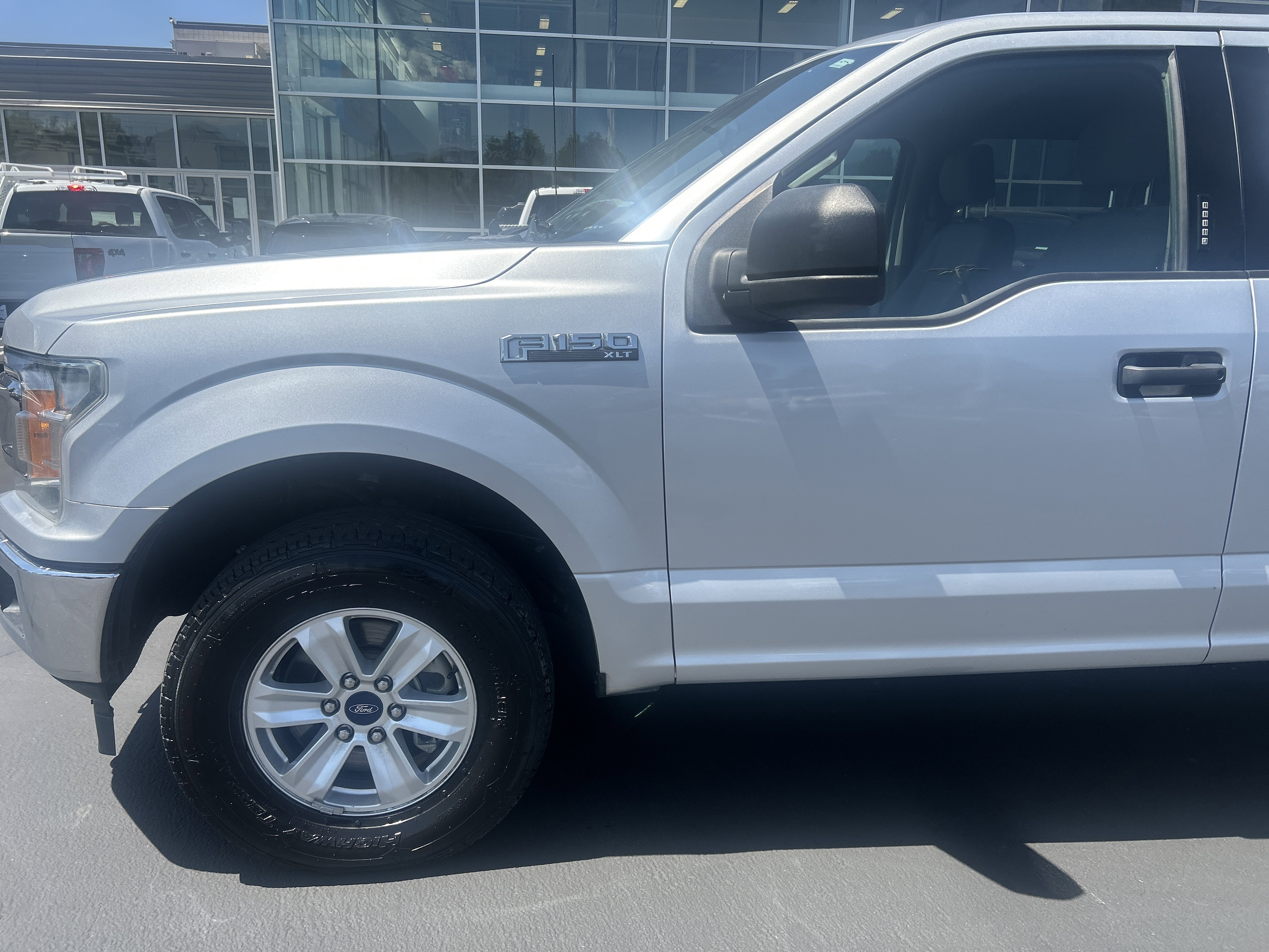 Certified 2019 Ford F150 XLT w/ Trailer Tow Package AWD/4WD image 9