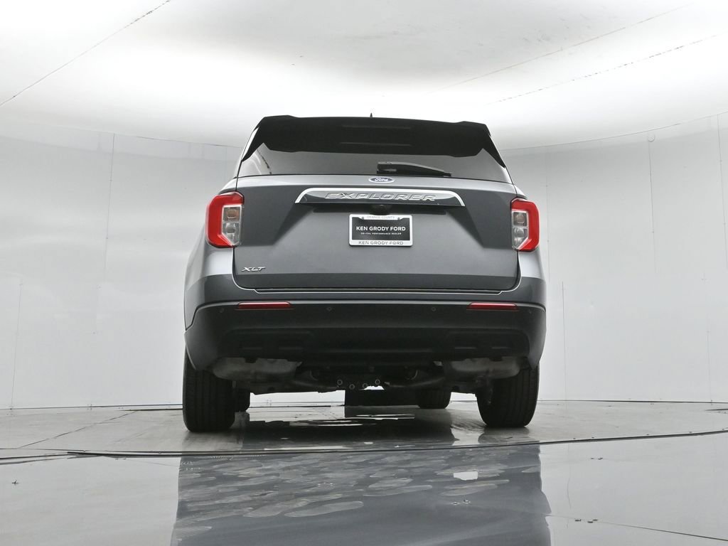 Certified 2023 Ford Explorer XLT RWD image 53