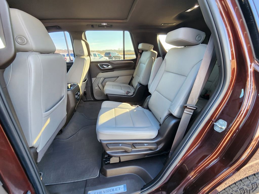 Used 2023 Chevrolet Tahoe Z71 w/ Luxury Package image 22