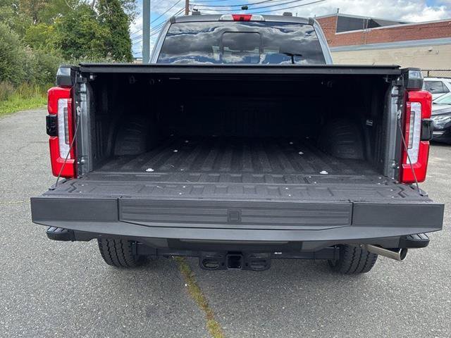 Certified 2025 Ford F350 Platinum w/ FX4 Off-Road Package AWD/4WD image 33