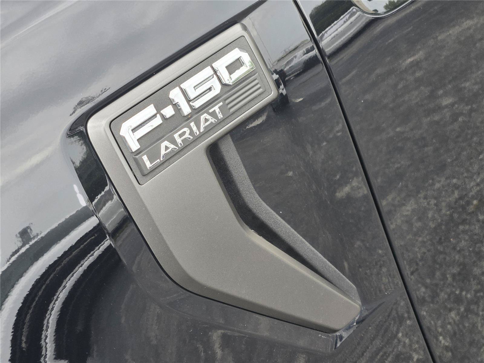 Certified 2023 Ford F150 Lariat w/ Equipment Group 502A High AWD/4WD image 12