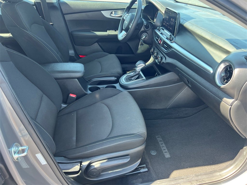 Used 2024 Kia Forte LXS image 13