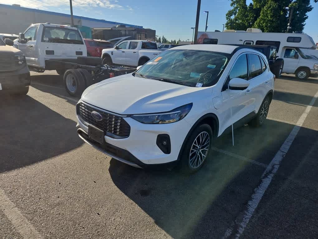 Certified 2023 Ford Escape SE w/ PHEV Premium Package