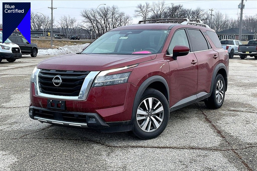 Used 2023 Nissan Pathfinder SL