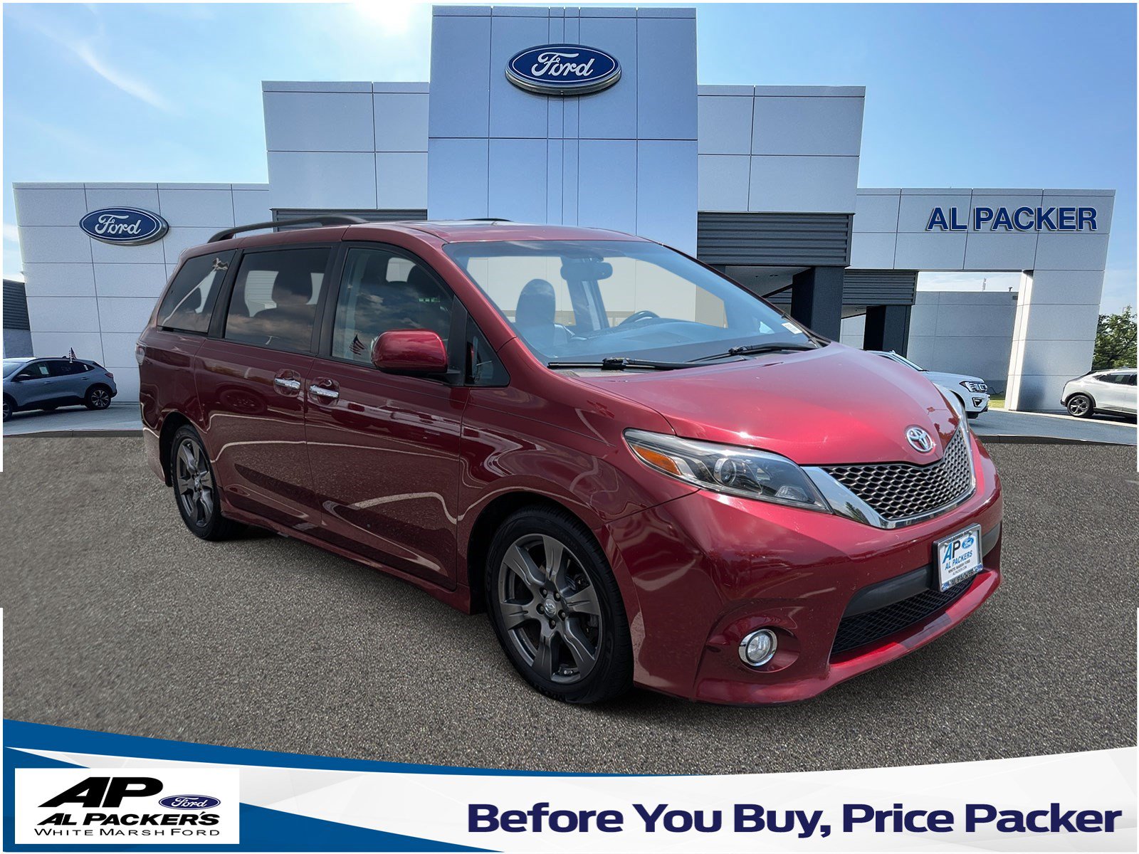 Used 2017 Toyota Sienna SE Premium FWD image 1