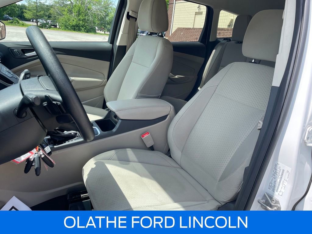 Certified 2017 Ford Escape SE AWD/4WD image 11