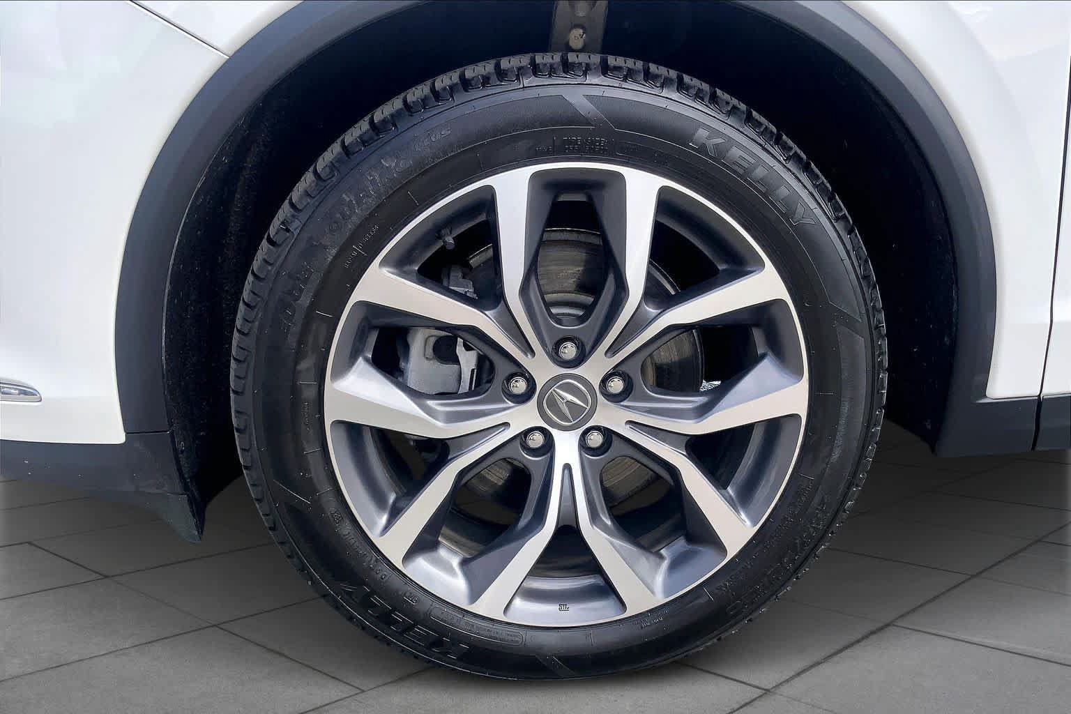 Used 2023 Acura MDX SH-AWD w/ Technology Package image 20