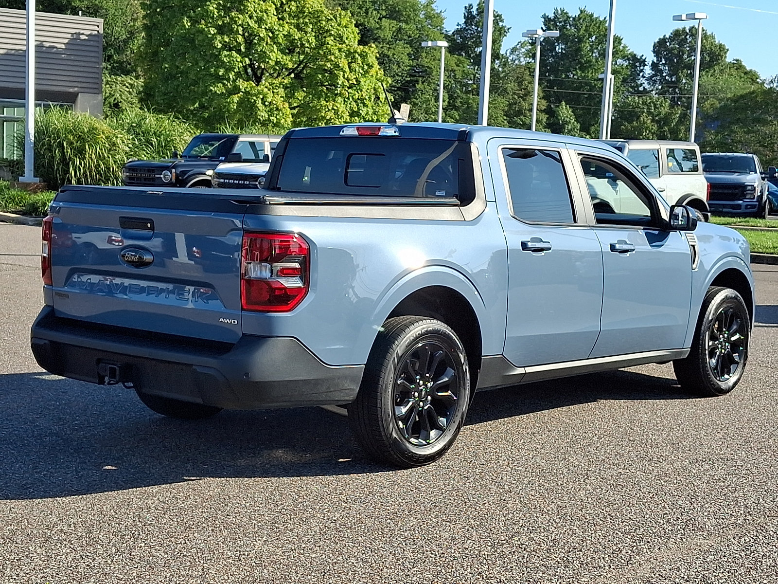 Certified 2024 Ford Maverick Lariat w/ Black Appearance Package AWD/4WD image 11